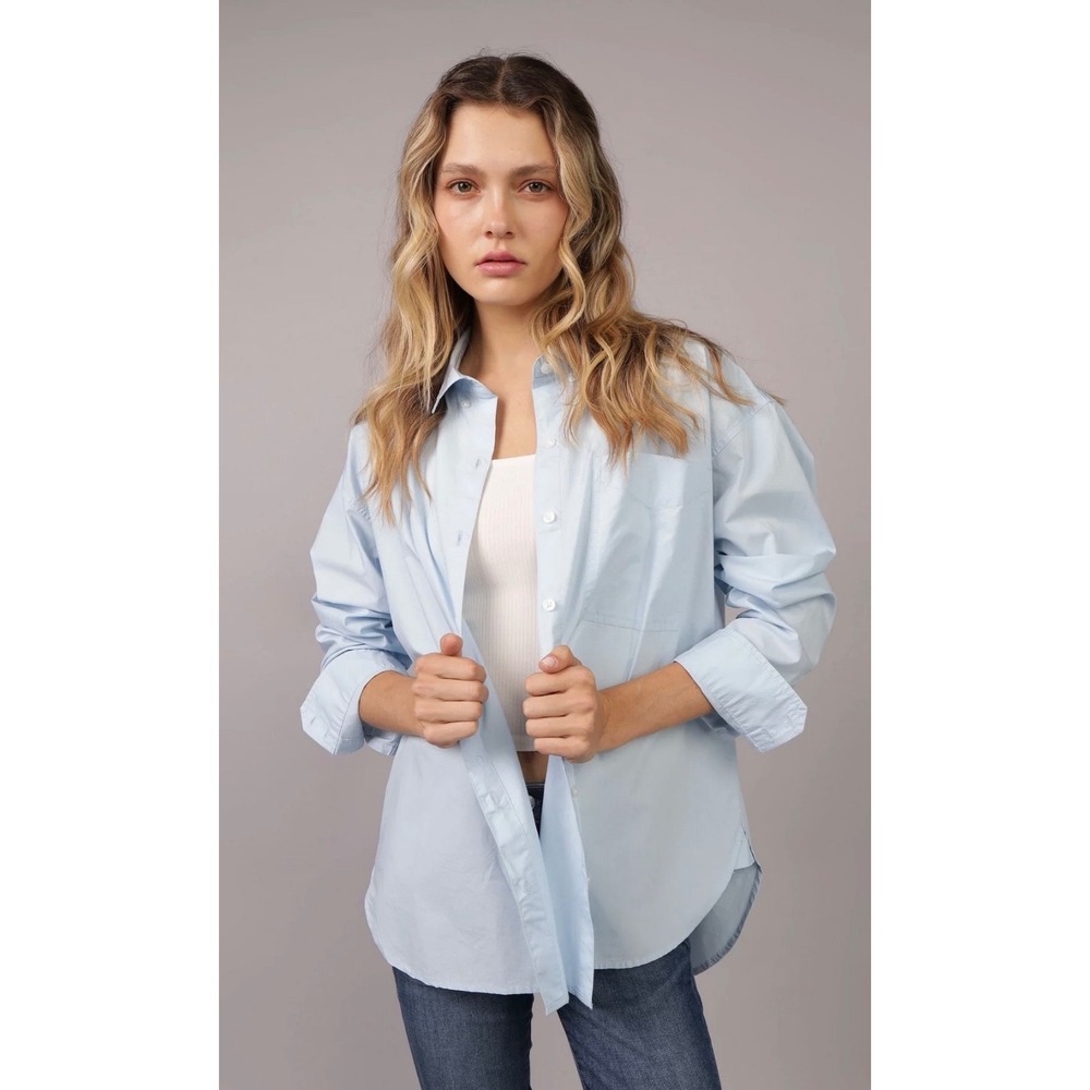 American Eagle Womens Light Blue 100% Cotton Relaxed Button Down Shirt Medium